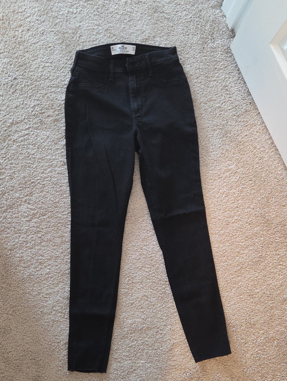 Hollister Black Curvy High-Rise Skinny Jeans